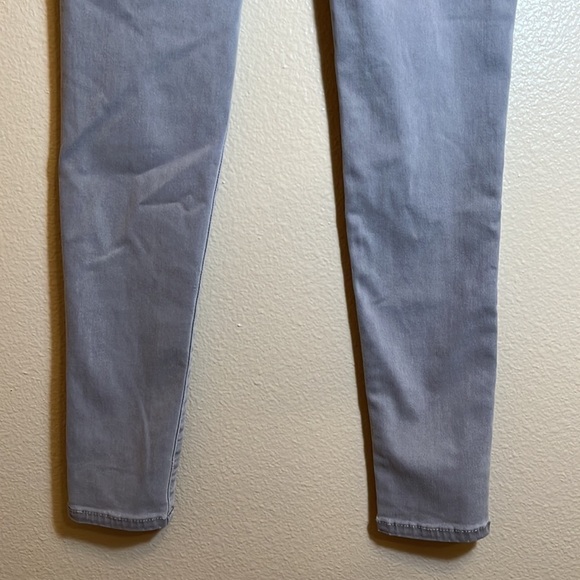 AMERICAN Eagle Outfitters Super Stretch Grey Distressed Jeans - Picture 10 of 15
